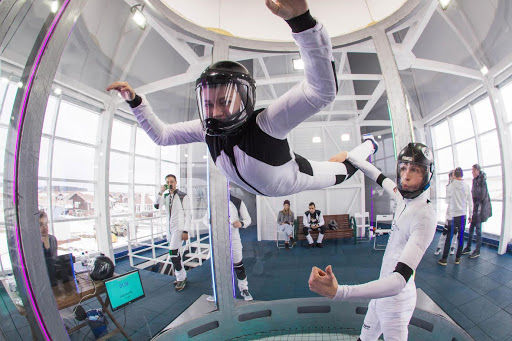 Полёт в аэротрубе  в Екатеринбурге. Ultra Подарки. Полёт в аэротрубе  в Екатеринбурге. Попробуйте полёт в аэротрубе . Сервис: UltraPodarki.ru 8 800 505 95 30. Полёт в аэротрубе , аэротруба Екатеринбург, полёт Екатеринбург