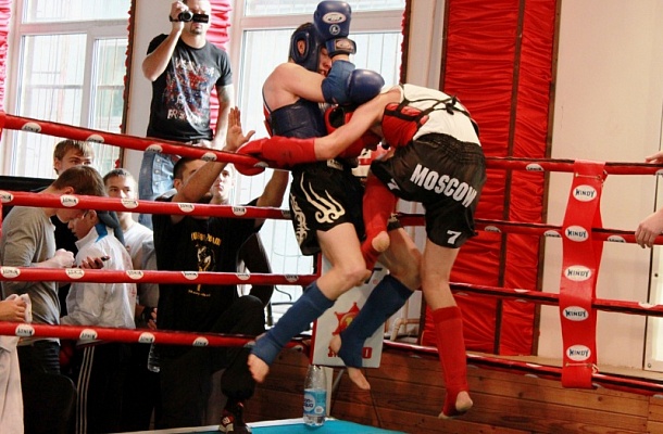 Купить занятие тайским боксом в Екатеринбурге. Сервис Ultra Подарки. Хотите взять уроки Муай Тай в клубе тайского бокса? Купите сертификат на занятие тайским боксом в Екатеринбурге. Сервис UltraPodarki.ru 8 800 505 95 30. Занятия тайским боксом, тайский бокс индивидуальные занятия, занятия тайским боксом в Екатеринбурге, тайский бокс цена, тайский бокс тренировка, тайский бокс клуб, тайский бокс клуб в Екатеринбурге, муай тай, уроки муай тай, сертификат на тайский бокс, Муай Тай Екатеринбург, Тайский бокс Екатеринбург, купить тайский бокс, купить муай тай, купить Тайский бокс Екатеринбург