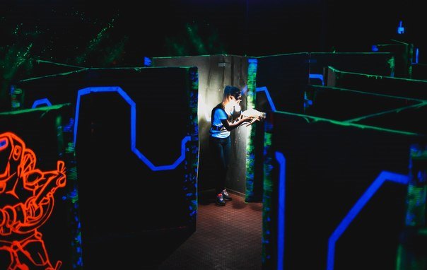 Игра в лазертаг в Екатеринбурге. Сервис Ultra Подарки. Купить лазертаг в городе Екатеринбургf. Попробуйте лазерный пейнтбол в лазертаг клубе. Цены на лазертаг. Сервис: UltraPodarki.ru 8 800 505 95 30. Лазертаг в Екатеринбурге, купить лазертаг Екатеринбург, лазертаг, купить лазертаг, лазерный пейнтбол Екатеринбург, лазертаг для детей Екатеринбург, лазертаг клуб, лазертаг клуб Екатеринбург