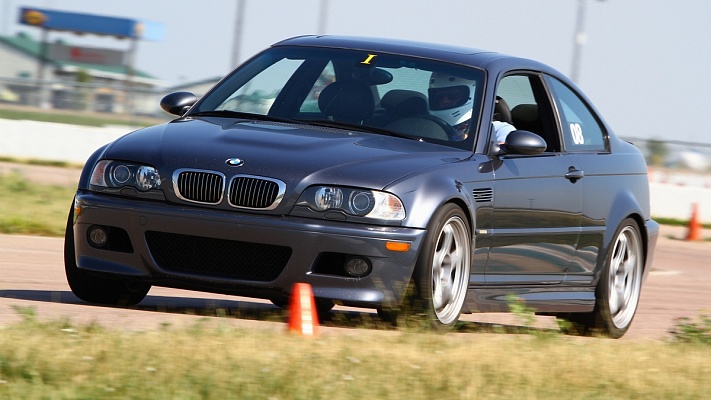 Контраварийное вождение в Екатеринбурге. Ultra Подарки. Купить уроки контраварийного вождения в Екатеринбурге. Научитесь водить машину в любых условиях! Сервис UltraPodarki.ru 8 800 505 95 30. Контраварийное вождение Екатеринбург, контраварийное вождение, экстремальное вождение Екатеринбург, экстремальное вождение, обучение вождению Екатеринбург, обучение вождению, вождение Екатеринбург, вождение,  курс вождения Екатеринбург, курс вождения, курсы экстремальное вождения Екатеринбург, курсы экстремального вождения, обучение в автошколе Екатеринбург, обучение в автошколе