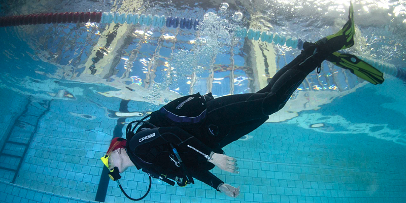 Дайвинг в Екатеринбурге глубокое погружение с аквалангом. Ultra Подарки. Дайвинг. Купить дайвинг в Екатеринбурге, обучение глубокому погружению, арендовать акваланг и подводное снаряжение. UltraPodarki.ru 8 800 505 95 30. дайвинг на озере, дайвинг погружение Екатеринбург, подводное плавание Екатеринбург, дайвинг клуб Екатеринбург, подарочные сертификаты, глубокое погружение, погружение с аквалангом Екатеринбург, дайвинг центр Екатеринбург, купить дайвинг Екатеринбург