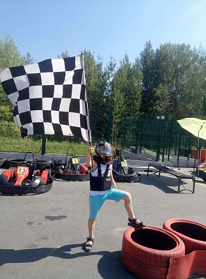 Картинг в Екатеринбурге. ULTRA ПОДАРКИ. Купить картинг в Екатеринбурге. Попробуйте участие в настоящей гонке и получите порцию незабываемых эмоций. Гонки на картах - это приятно и доступно. Сервис UltraPodarki.ru 8 800 505 95 30. Картинг Екатеринбург, картинг, гонки на картах Екатеринбург, гонки на картах, езда на карте Екатеринбург, езда на карте, купить картинг Екатеринбург, купить картинг, картинг цена Екатеринбург, картинг цена, картинг клуб Екатеринбург, картинг клуб, картинг центр, картинг центр Екатеринбург