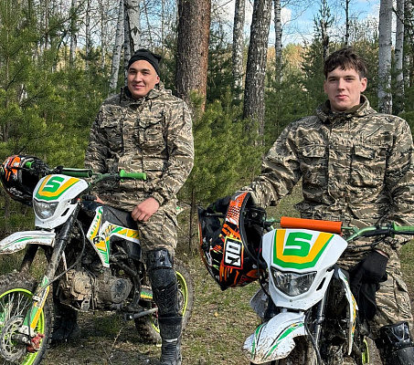 Катание на мотоцикле в Екатеринбурге. ULTRA ПОДАРКИ. Купить катание на мотоцикле в Екатеринбурге. Попробовав езду на мотоциклах, вы получите порцию адреналина и невероятные эмоции. Сервис: UltraPodarki.ru 8 800 505 95 30.. Катание на мотоцикле в Екатеринбурге, прокат мотоциклов Екатеринбург, катание на мотоциклах, прокат мотоцикла, езда на мотоцикле Екатеринбург, езда на мотоцикле, мотопрогулка Екатеринбург, мотопрогулка