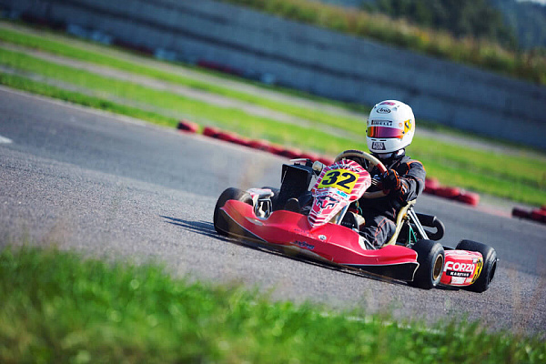 Картинг в Екатеринбурге. ULTRA ПОДАРКИ. Купить картинг в Екатеринбурге. Попробуйте участие в настоящей гонке и получите порцию незабываемых эмоций. Гонки на картах - это приятно и доступно. Сервис UltraPodarki.ru 8 800 505 95 30. Картинг Екатеринбург, картинг, гонки на картах Екатеринбург, гонки на картах, езда на карте Екатеринбург, езда на карте, купить картинг Екатеринбург, купить картинг, картинг цена Екатеринбург, картинг цена, картинг клуб Екатеринбург, картинг клуб, картинг центр, картинг центр Екатеринбург