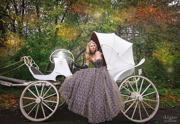 Конные прогулки в Екатеринбурге. Подарочные сертификаты Ultra Подарки. Купить оригинальный подарок или подарочный сертификат на Конные прогулки в Екатеринбурге. Сервис UltraPodarki.ru 8-800-505-9530. Катание на лошадях, Прогулка на лошади, Прогулка на лошадях для двоих, Конные прогулки, конный клуб, Конный клуб, конная прогулка, конная прогулка в Екатеринбурге