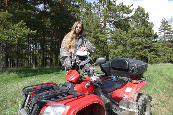 Прокат квадроциклов в Екатеринбурге. Сервис Ultra Подарки. Подарочный сертификат на прокат квадроциклов в Екатеринбурге. Закажите прокат квадроциклов недорого и наслаждайтесь активным отдыхом с друзьями. Выбирайте живописные маршруты для езды на квадроциклах. Сервис UltraPodarki.ru 8800-505-9530. Прокат квадроциклов, Прокат квадроциклов, езда на квадроцикле, прокат квадроциклов Екатеринбург, прокат квадроциклов Екатеринбург, Прокат квадроциклов зимой, Прокат квадроциклов летом, Сертификат на прокат квадроциклов 
