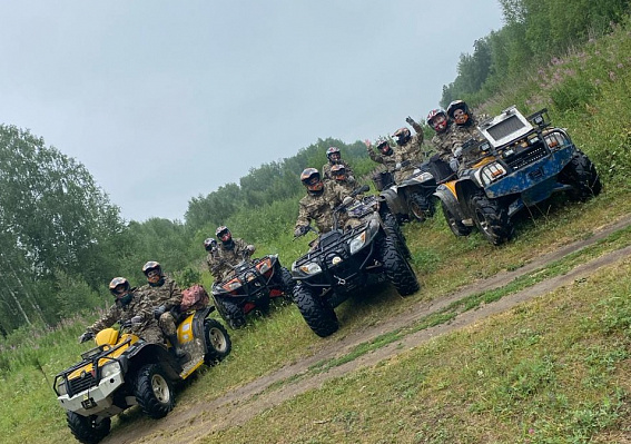 Прокат квадроциклов в Екатеринбурге. Сервис Ultra Подарки. Подарочный сертификат на прокат квадроциклов в Екатеринбурге. Закажите прокат квадроциклов недорого и наслаждайтесь активным отдыхом с друзьями. Выбирайте живописные маршруты для езды на квадроциклах. Сервис UltraPodarki.ru 8800-505-9530. Прокат квадроциклов, Прокат квадроциклов, езда на квадроцикле, прокат квадроциклов Екатеринбург, прокат квадроциклов Екатеринбург, Прокат квадроциклов зимой, Прокат квадроциклов летом, Сертификат на прокат квадроциклов 
