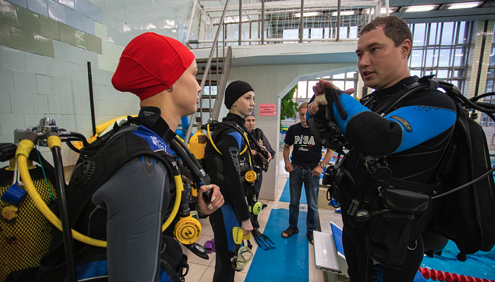 Дайвинг в Екатеринбурге глубокое погружение с аквалангом. Ultra Подарки. Дайвинг. Купить дайвинг в Екатеринбурге, обучение глубокому погружению, арендовать акваланг и подводное снаряжение. UltraPodarki.ru 8 800 505 95 30. дайвинг на озере, дайвинг погружение Екатеринбург, подводное плавание Екатеринбург, дайвинг клуб Екатеринбург, подарочные сертификаты, глубокое погружение, погружение с аквалангом Екатеринбург, дайвинг центр Екатеринбург, купить дайвинг Екатеринбург