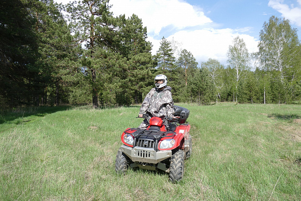 Прокат квадроциклов в Екатеринбурге. Сервис Ultra Подарки. Подарочный сертификат на прокат квадроциклов в Екатеринбурге. Закажите прокат квадроциклов недорого и наслаждайтесь активным отдыхом с друзьями. Выбирайте живописные маршруты для езды на квадроциклах. Сервис UltraPodarki.ru 8800-505-9530. Прокат квадроциклов, Прокат квадроциклов, езда на квадроцикле, прокат квадроциклов Екатеринбург, прокат квадроциклов Екатеринбург, Прокат квадроциклов зимой, Прокат квадроциклов летом, Сертификат на прокат квадроциклов 
