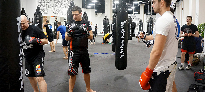 Смешанные единоборства в Екатеринбурге. Сервис Ultra Подарки. Купить подарочный сертификат на смешанные единоборства в Екатеринбурге. Опытные инструкторы обучат вас ММА. Сервис UltraPodarki.ru 8 800 505 95 30. Смешанные единоборства, бои без правил, ММА, смешанные единоборства в Екатеринбурге, UFC, смешанные боевые искусства, бои без правил Екатеринбург, UFC Екатеринбург, смешанные боевые искусства Екатеринбург, ММА Екатеринбург, занятия ММА Екатеринбург
