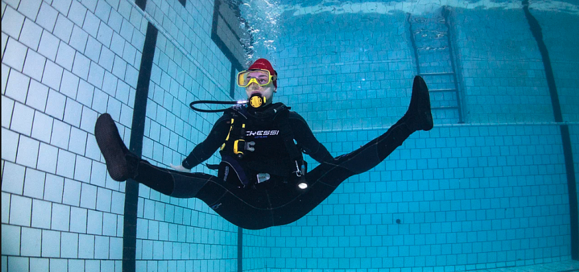 Дайвинг в Екатеринбурге глубокое погружение с аквалангом. Ultra Подарки. Дайвинг. Купить дайвинг в Екатеринбурге, обучение глубокому погружению, арендовать акваланг и подводное снаряжение. UltraPodarki.ru 8 800 505 95 30. дайвинг на озере, дайвинг погружение Екатеринбург, подводное плавание Екатеринбург, дайвинг клуб Екатеринбург, подарочные сертификаты, глубокое погружение, погружение с аквалангом Екатеринбург, дайвинг центр Екатеринбург, купить дайвинг Екатеринбург